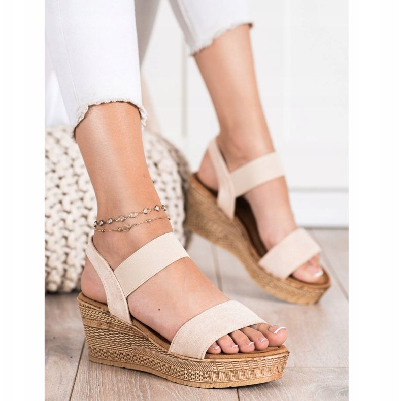 Queentina Sandalen aus hellem Wildleder beige 2