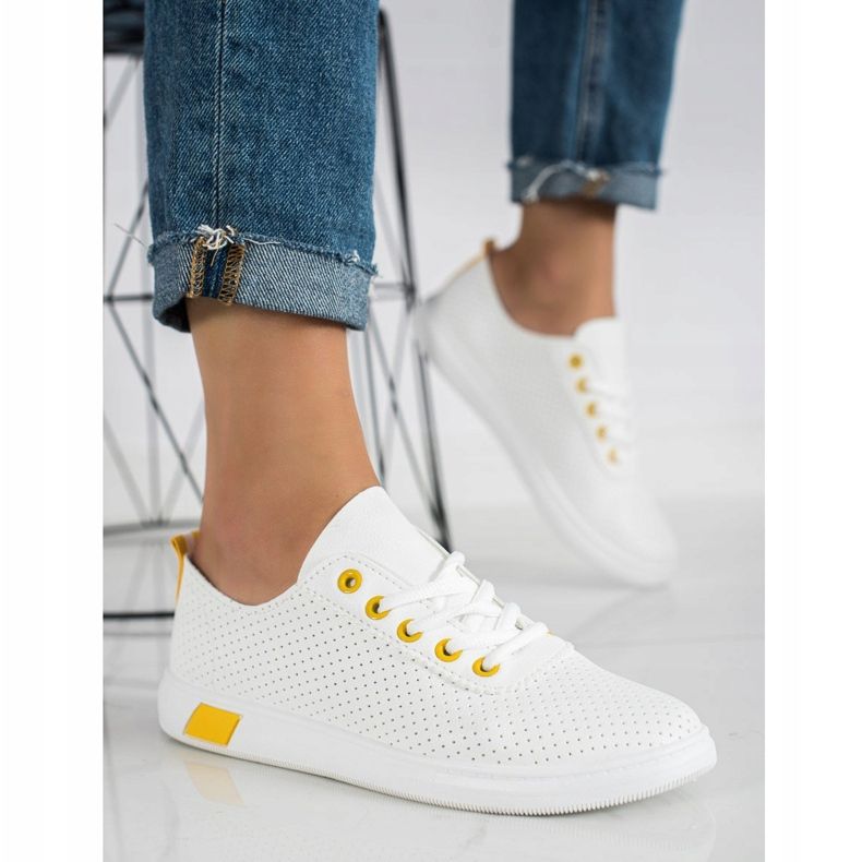 SHELOVET Durchbrochene Turnschuhe weiß 1