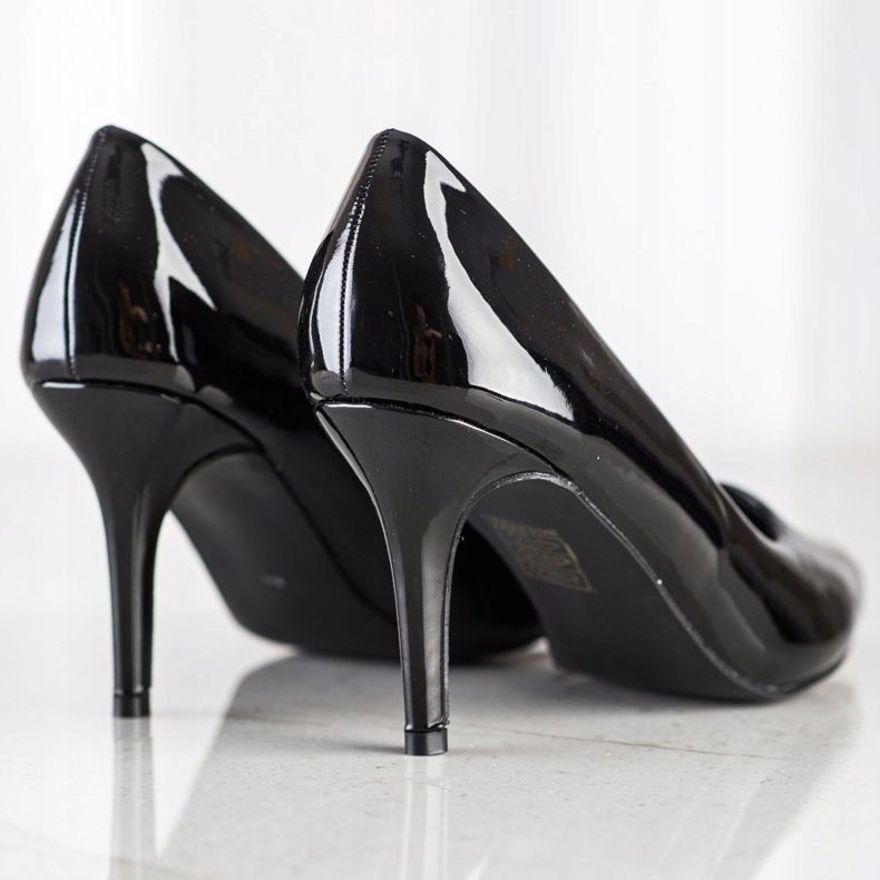 Renda Klassische schwarze High Heels 1