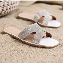 SHELOVET Hausschuhe mit Kristallen weiß 1