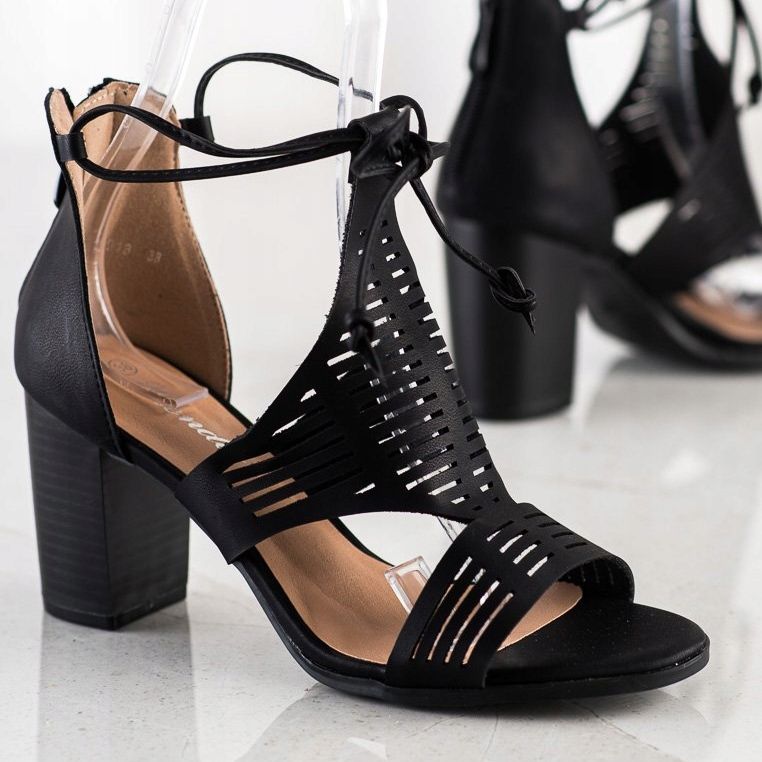 Renda Durchbrochene Sandalen mit Bindung schwarz 1