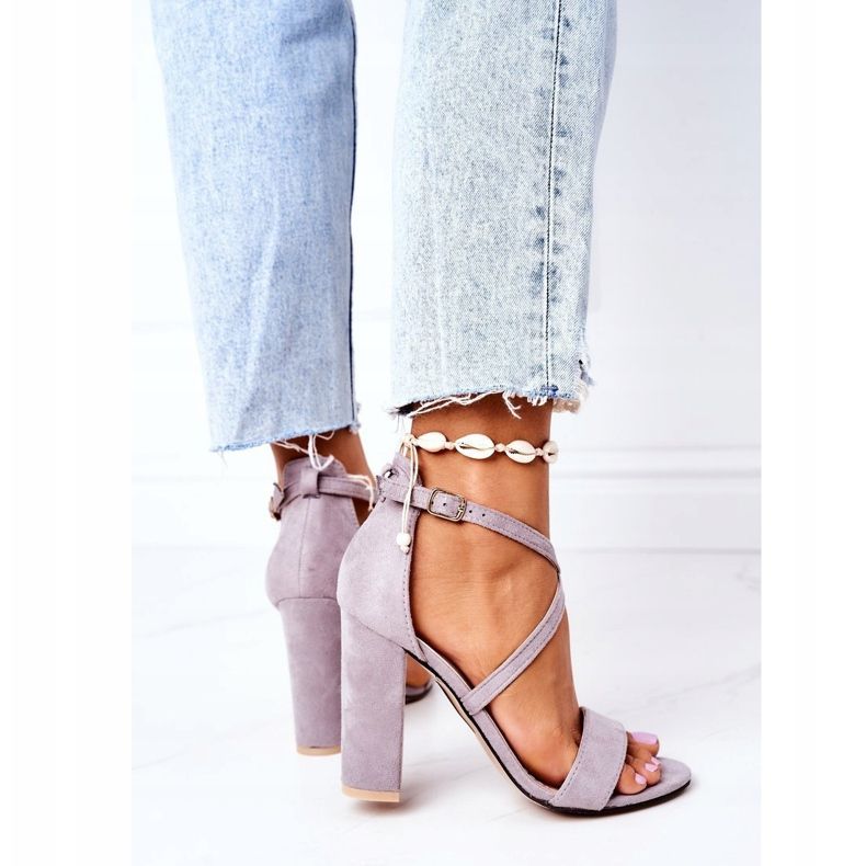 PS1 Wildledersandalen auf einer Bar Grauer Tanz mit mir 2