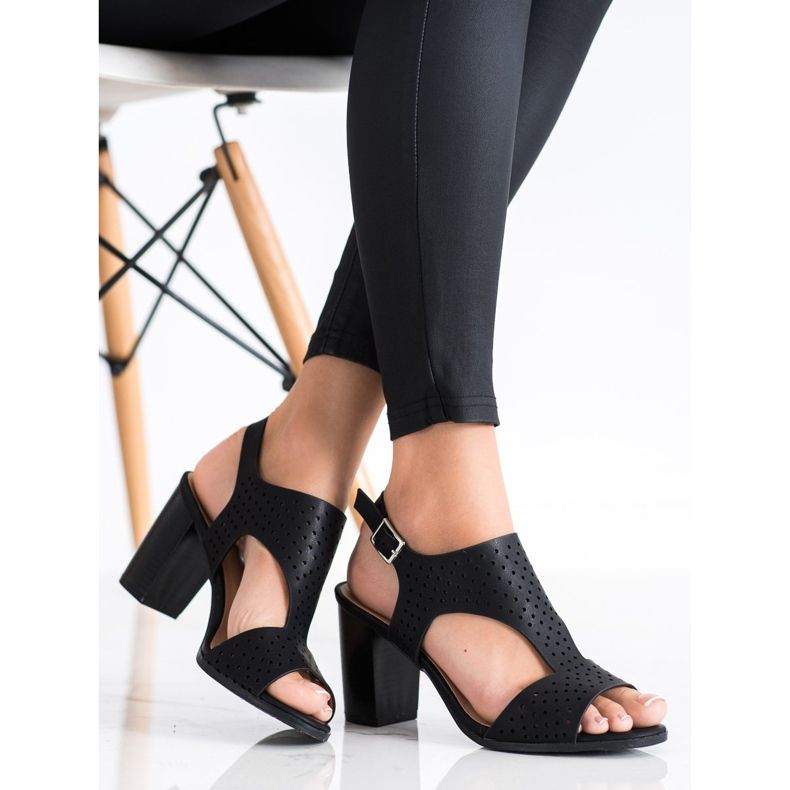 Renda Durchbrochene Sandalen mit Öko-Leder schwarz 1