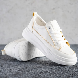 SHELOVET Fashion Sneakers auf der Plattform weiß 1