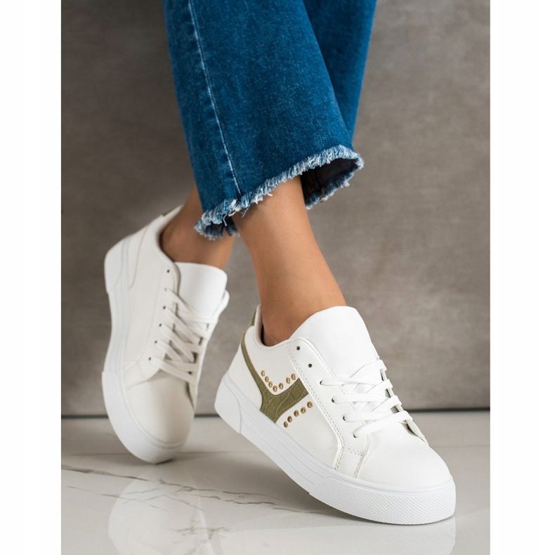 SHELOVET Gebundene Schuhe mit grünem Einsatz weiß 1