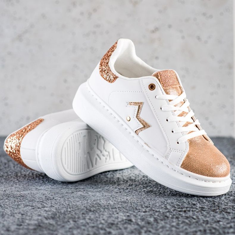 SHELOVET Stylische Sneaker auf der Plattform weiß 1