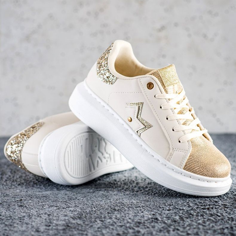 SHELOVET Stylische Sneaker auf der Plattform beige 1