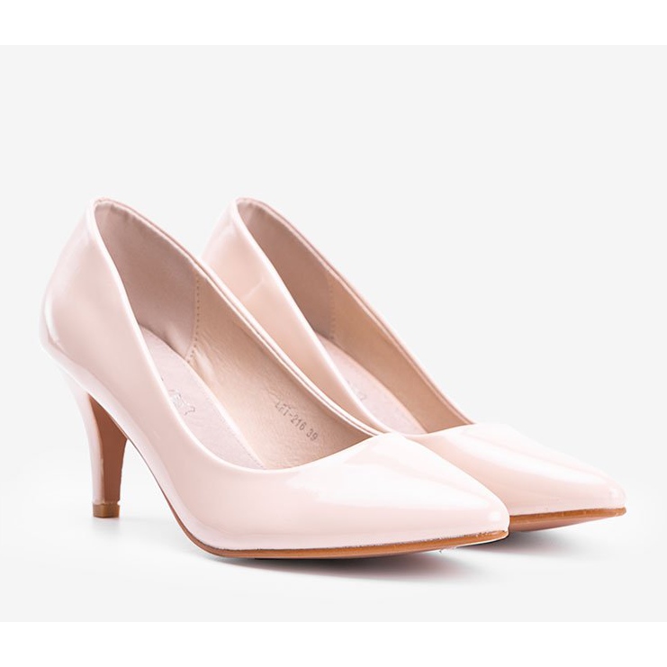 Beige Pumps auf einem Faith Stilettoabsatz 1