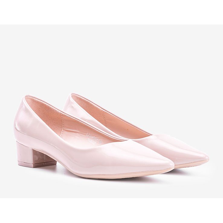 Nude Pumps am Anabel Low Post beige 1