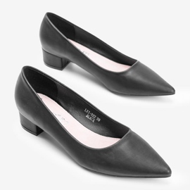 Schwarze Pumps am niedrigen Zafira-Pfosten 1