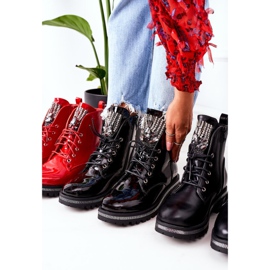 Lackierte warme Arbeiter mit schwarzem Cubic Zirkonia 2