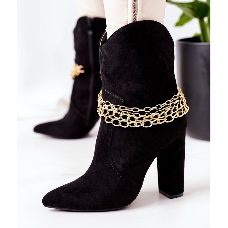 PS1 Warme schwarze Stiefel auf einem Absatz Guter Eindruck 2