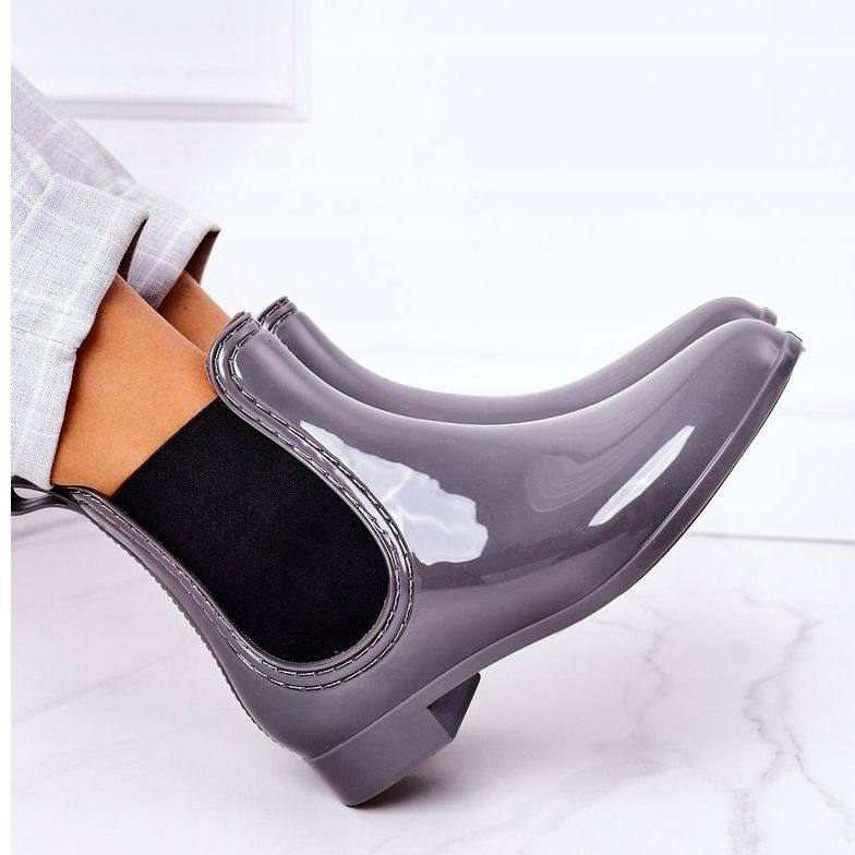 Glänzende graue Regenschirm-Jodhpur-Stiefel 3