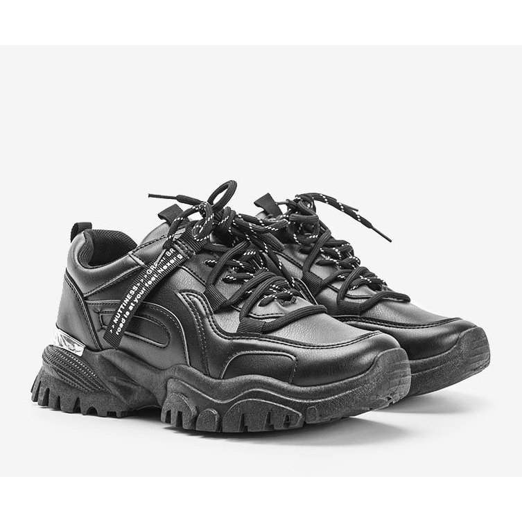 Schwarze Sneaker mit dicker Zooey-Sohle 1