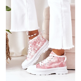 FJ1 Hohe rosa Sneakers auf großer Sohle mit Batik-Trissy-Effekt weiß 2