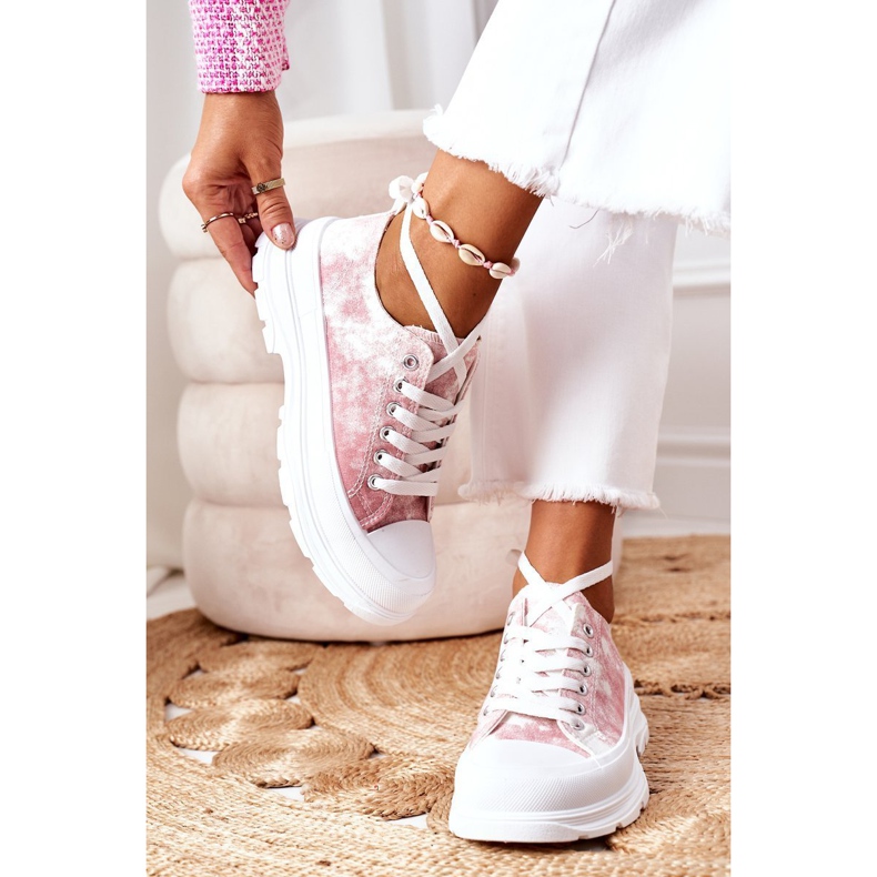 FJ1 Rosa Sneaker mit Tie-Dye-Reisezeiteffekt weiß 1