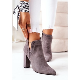 Warme Stiefel auf einem Post Grey Sally grau 2