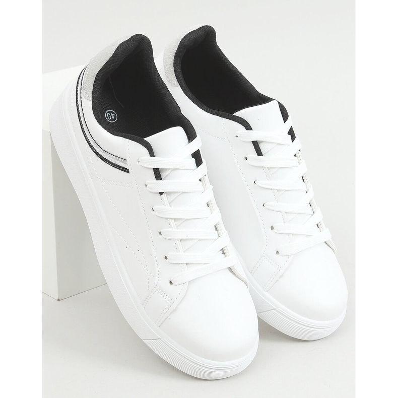 Weiße Damen Sneaker B0-686 WEISS / SCHWARZ 1