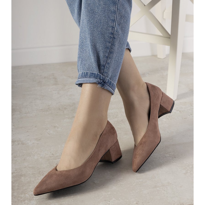 Pinke Pumps auf dem Flore-Pfosten rosa 1