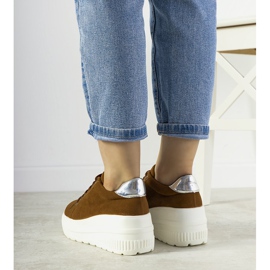 Braune Sport-Sneaker mit hoher Rapter-Sohle 2