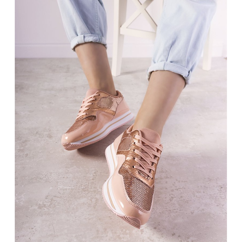 Rosa lackierte Sneakers von Adeyla 1