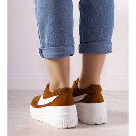 Braune Sport-Sneaker mit hoher Chillout-Sohle 2