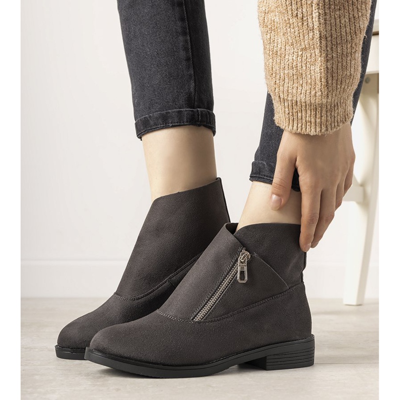 Graue Stiefel mit flachem Absatz Belados 1