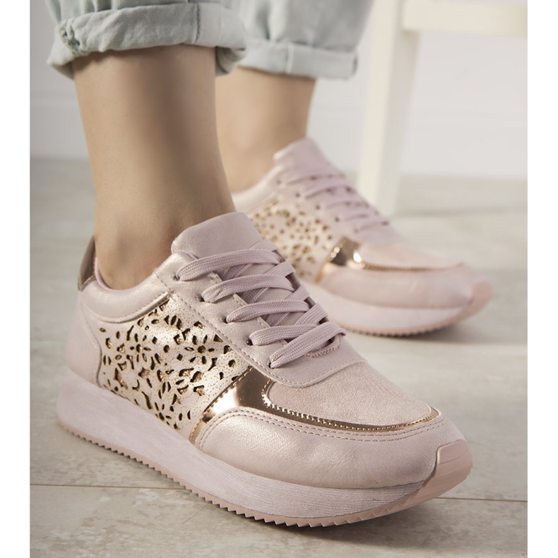 Rosa Sport-Sneaker mit durchbrochenem Festival-Muster 2