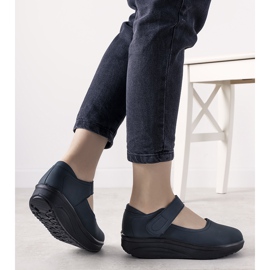 Marineblaue Halbschuhe mit dicker Sohle von Lumen 1