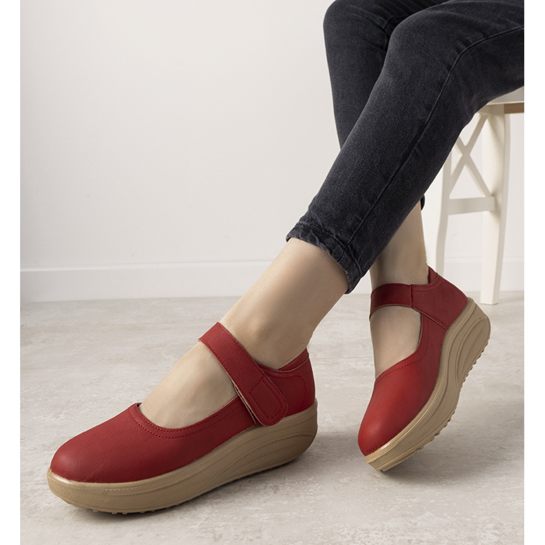 Rote Halbstiefel mit dicker Sohle Lumen 1