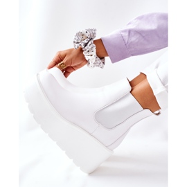 PB1 Weiße isolierte Stiefel Montiano 1