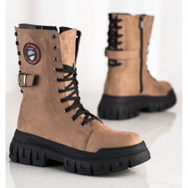 SHELOVET Wildlederstiefel auf der Plattform braun 3