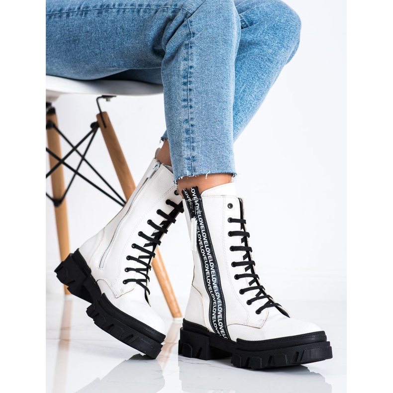 SHELOVET Stiefel mit Öko-Leder-Liebe weiß 1