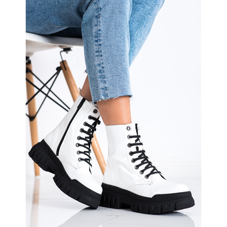 SHELOVET Warme Stiefel mit Öko-Leder weiß 1