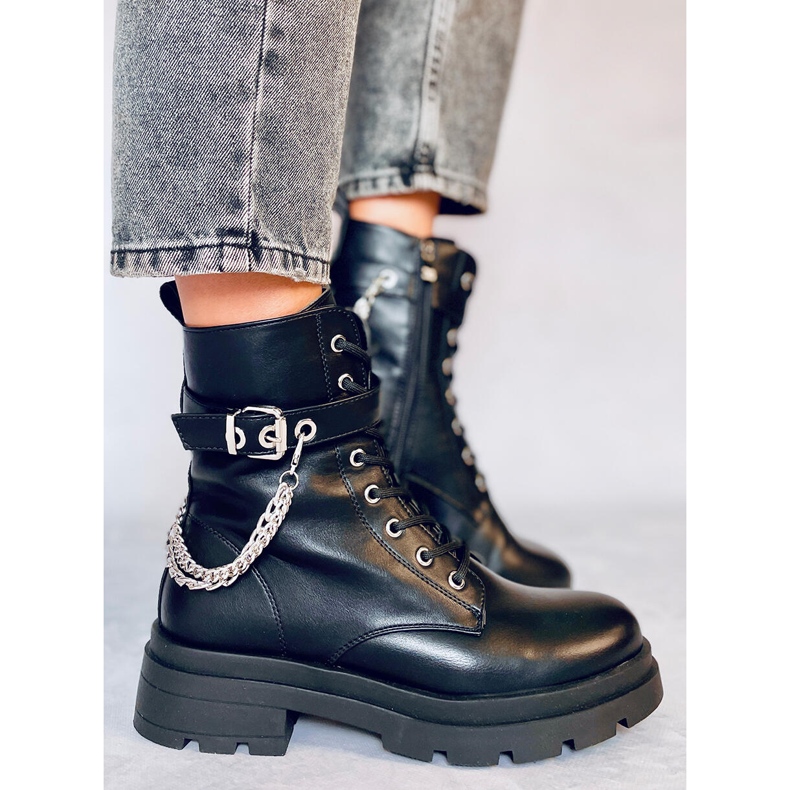 Schwarze Arbeiter mit Ketten RQ381 Schwarz 1