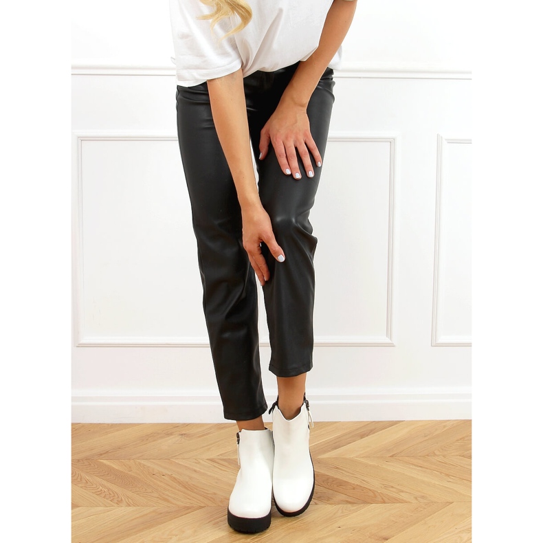 Weiß 9B1053 Weiße Stiefel mit dicken Sohlen 2