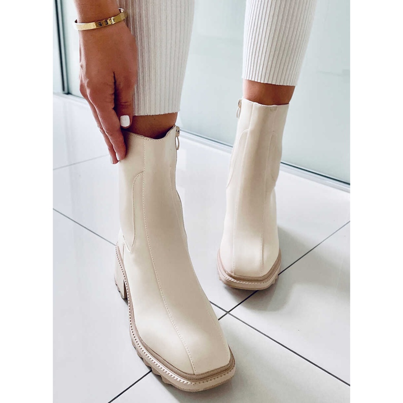 Creme Damenstiefel QT33P Beige 2