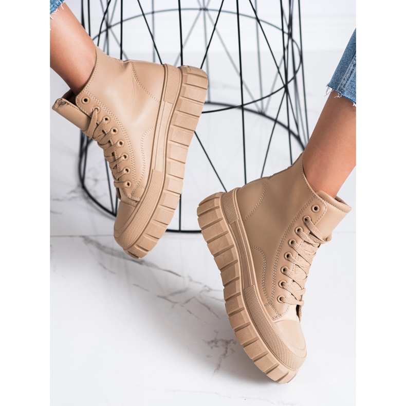 SHELOVET Sneakers mit Öko-Leder auf der Plattform beige 1