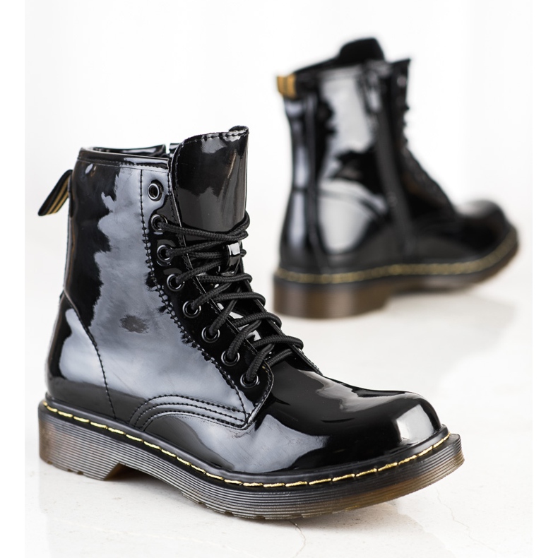 Queentina Modische lackierte Wanderschuhe schwarz 1