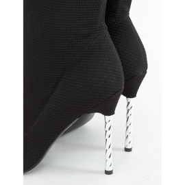 Schwarze Overknee-Stiefel auf einer High Heel-Socke TM032 Black 1