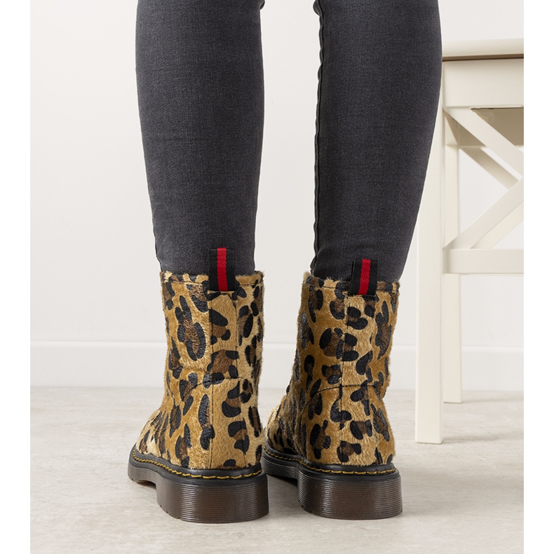 Braune Stiefel mit Camouflage-Muster von Emery 1