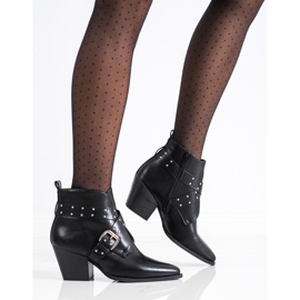 Lucky Shoes Rockstiefel auf der Post schwarz 1