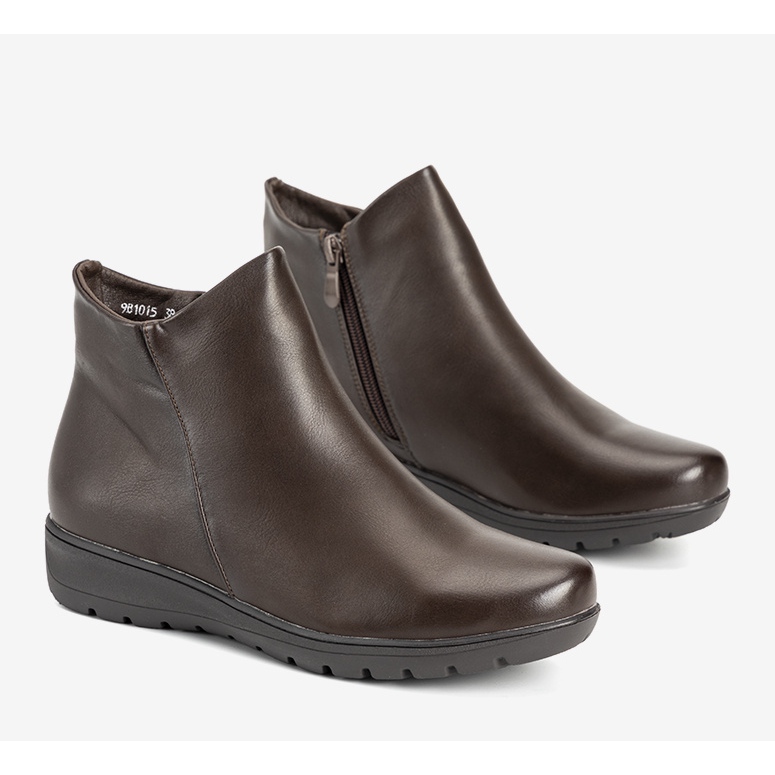 Garrido braune glatte flache Stiefel 1