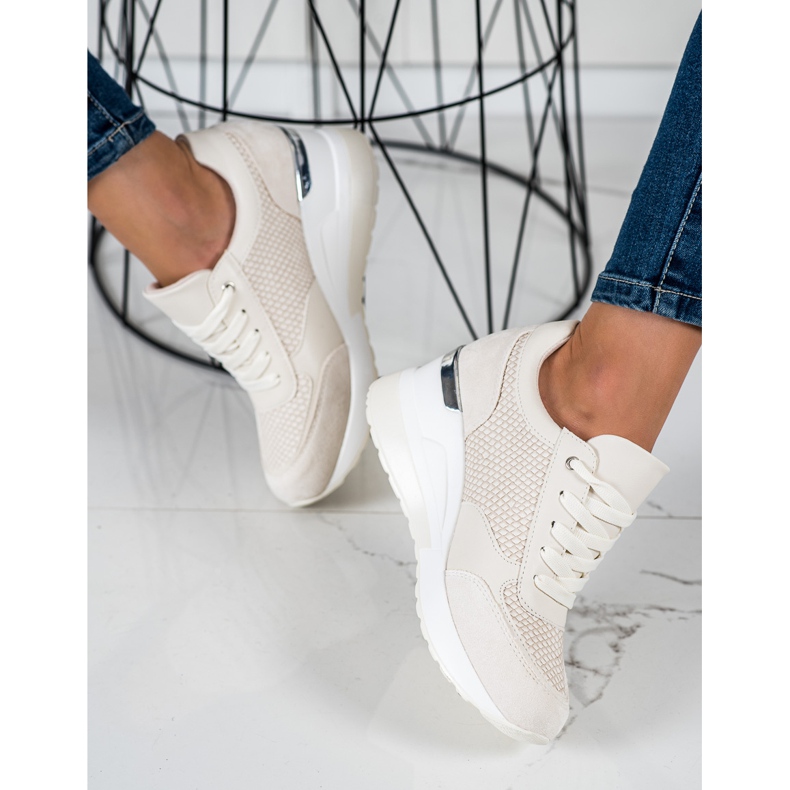 SHELOVET Leichte Sneakers mit Keilabsatz beige 1
