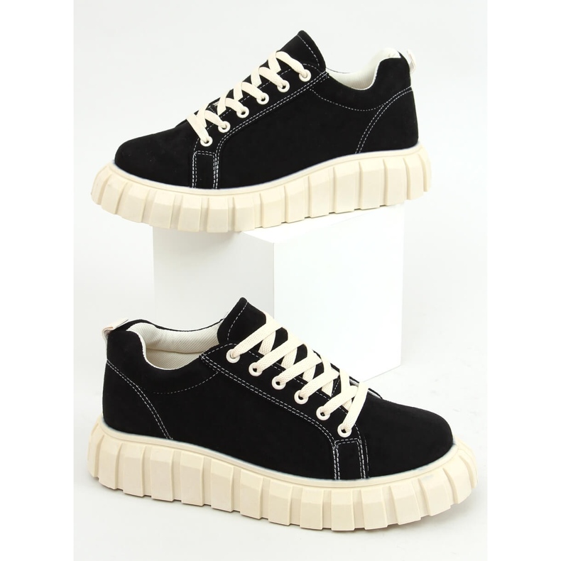 Schwarze Turnschuhe mit dicker Sohle 85-737 Black 1