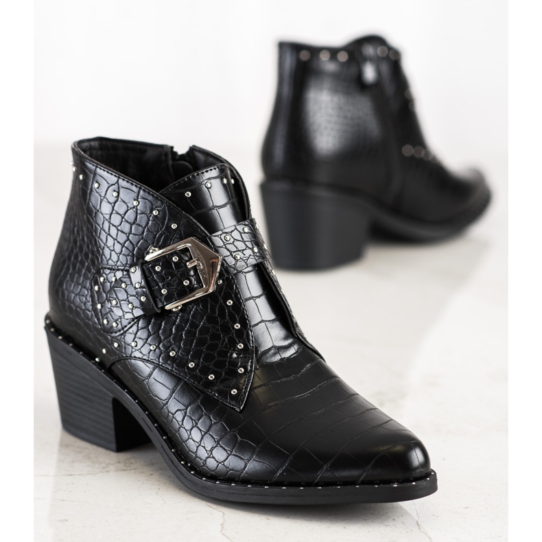 Lucky Shoes Stylische Stiefel mit Verzierungen schwarz 1