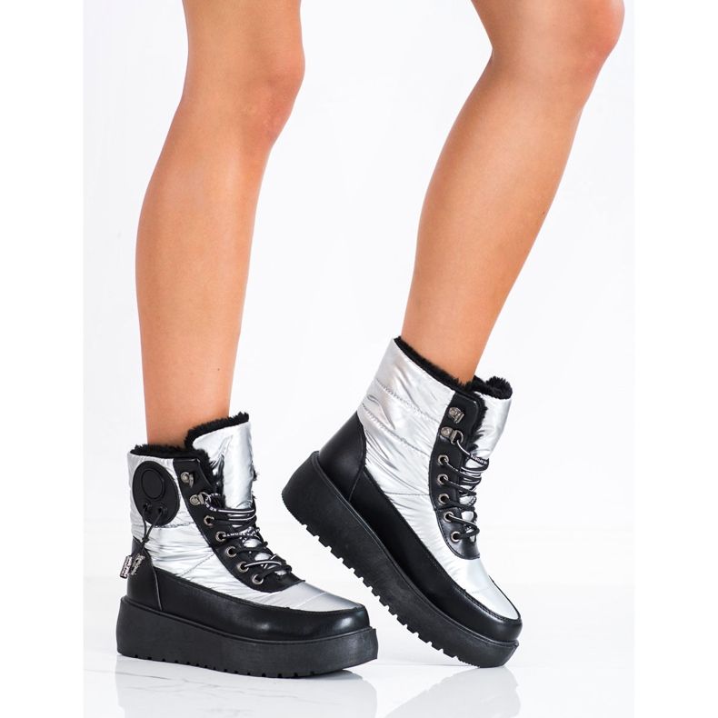 SHELOVET Silberne Schneestiefel auf der Plattform weiß schwarz 1