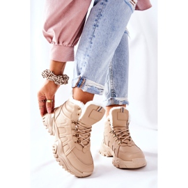 PM1 Beige isolierte Hareshaw Trapper für Damen 1