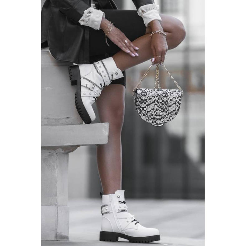 Weißer Dr. Martin 1