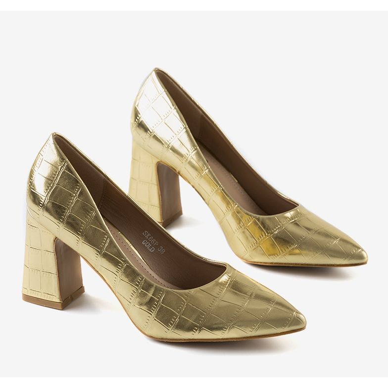 Goldene Pumps im Matilda Krokodilledermuster 1